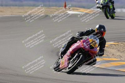 media/Nov-05-2022-SoCal Trackdays (Sat) [[f8d9b725ab]]/Turns 9 and 8 (1050am/